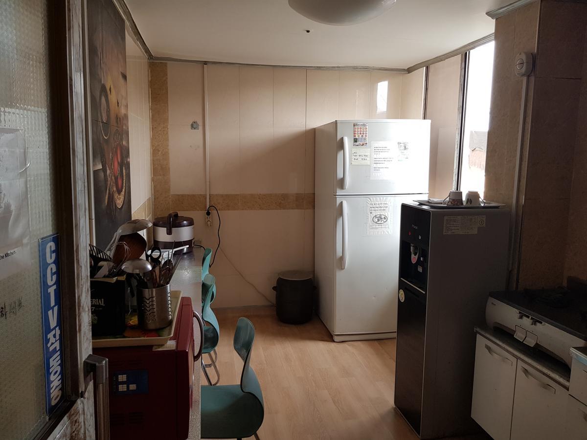 Songpa Hostel Сеул Экстерьер фото